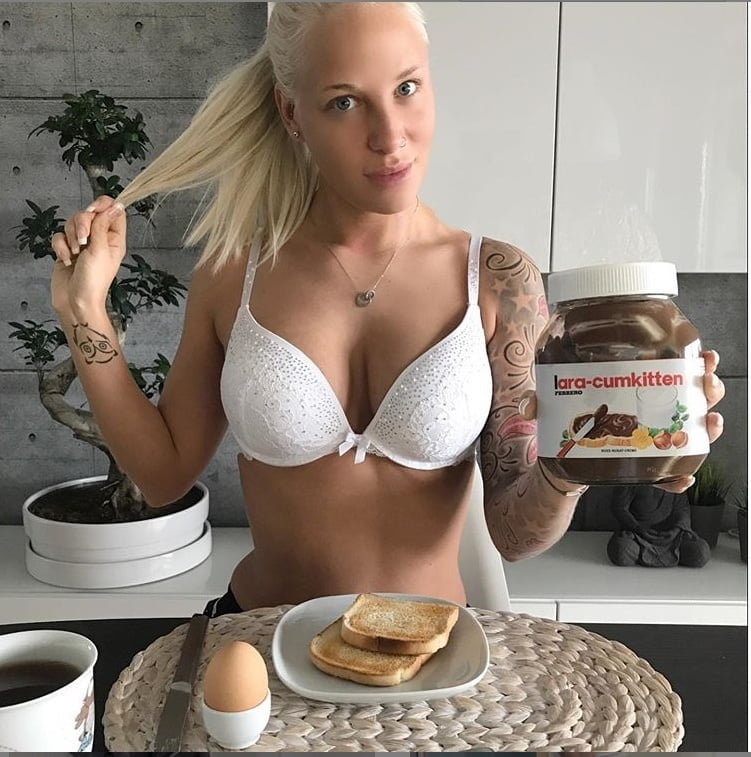 Lara Cumkitten nackt 3
